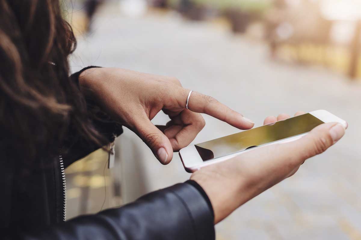 Should I Call Him? To Call Or To Not Call Your Ex Boyfriend