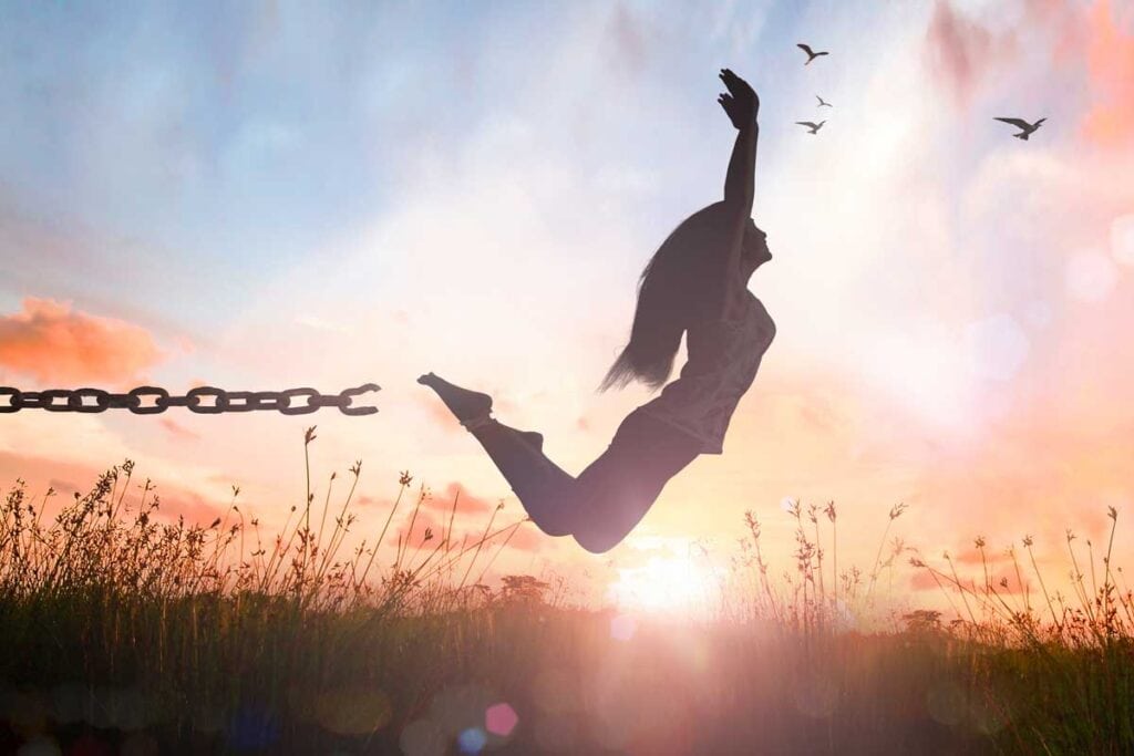 How To Be Fearless, Confident & Start Living Your Dreams